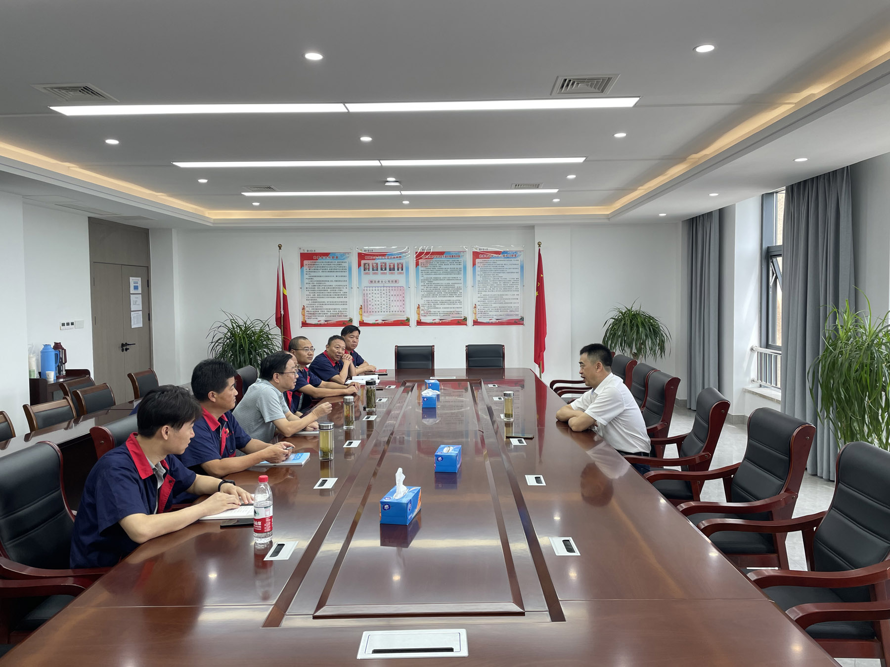 集團公司黨委委員、總工程師周俊到公司調研 